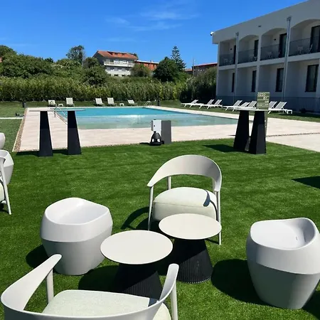 H4 3 Superior 酒店