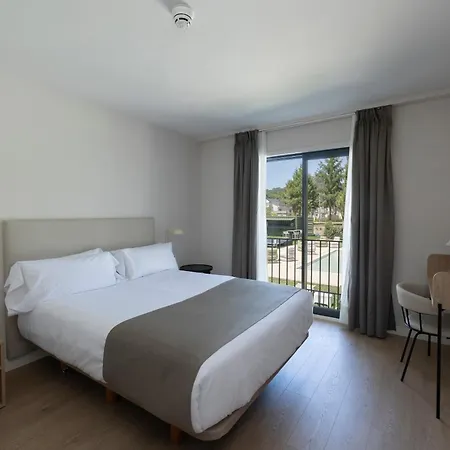 Hotel H4 3 Superior 3*