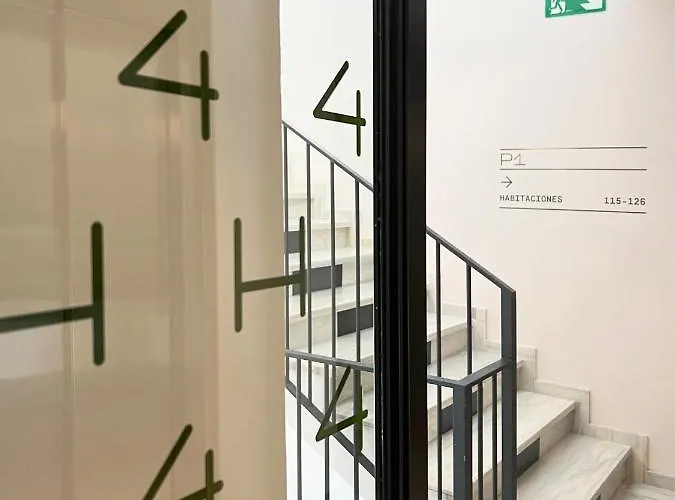 H4 3 Superior מלון 3*