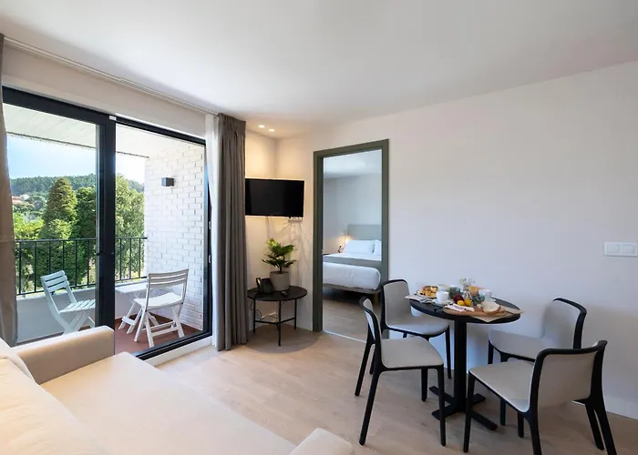 מלון H4 3 Superior