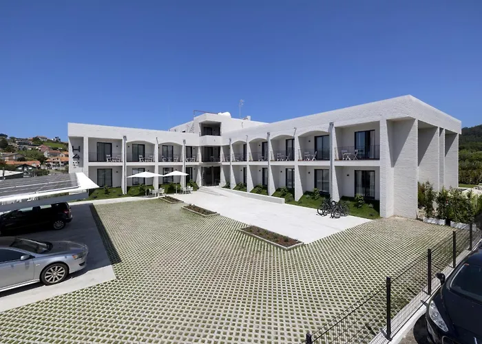 Otel H4 3 Superior 3*