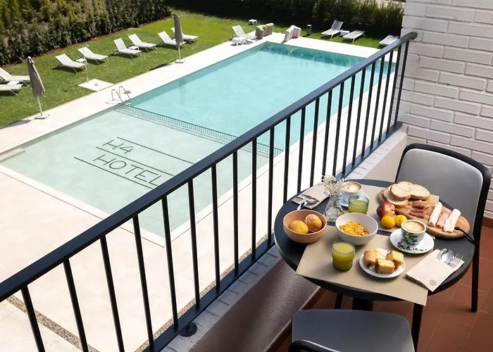 Otel H4 3 Superior 3*